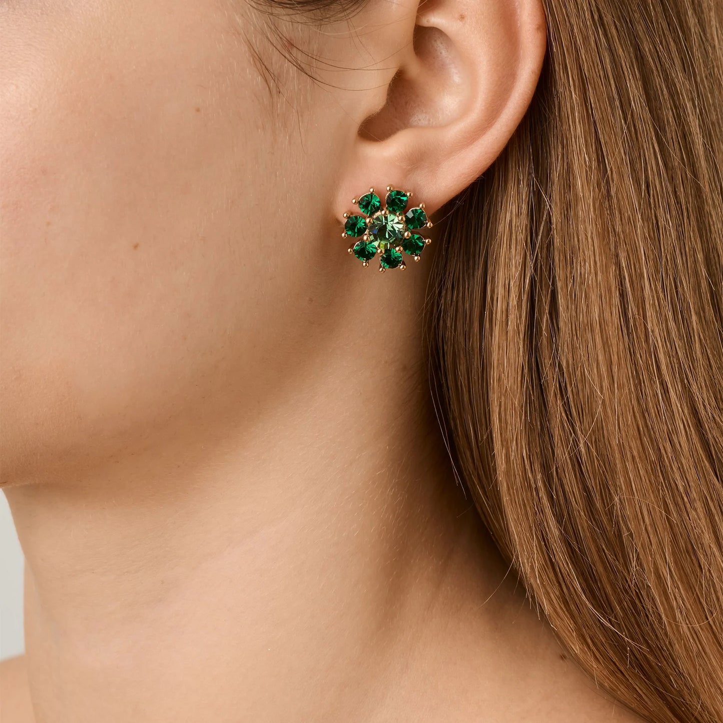 AUDE SHINY GOLD EMERALD GREEN EARRINGS