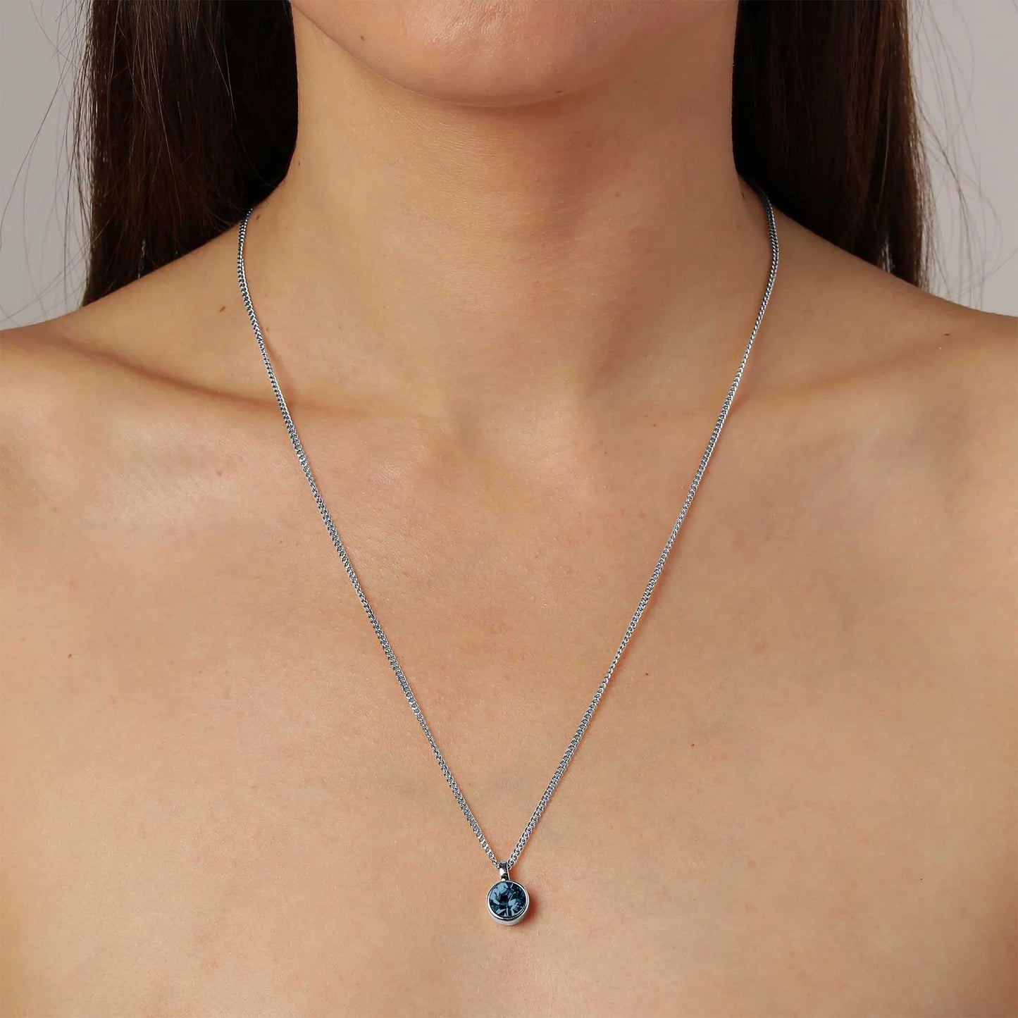 ETTE SHINY SILVER ROYAL BLUE NECKLACE