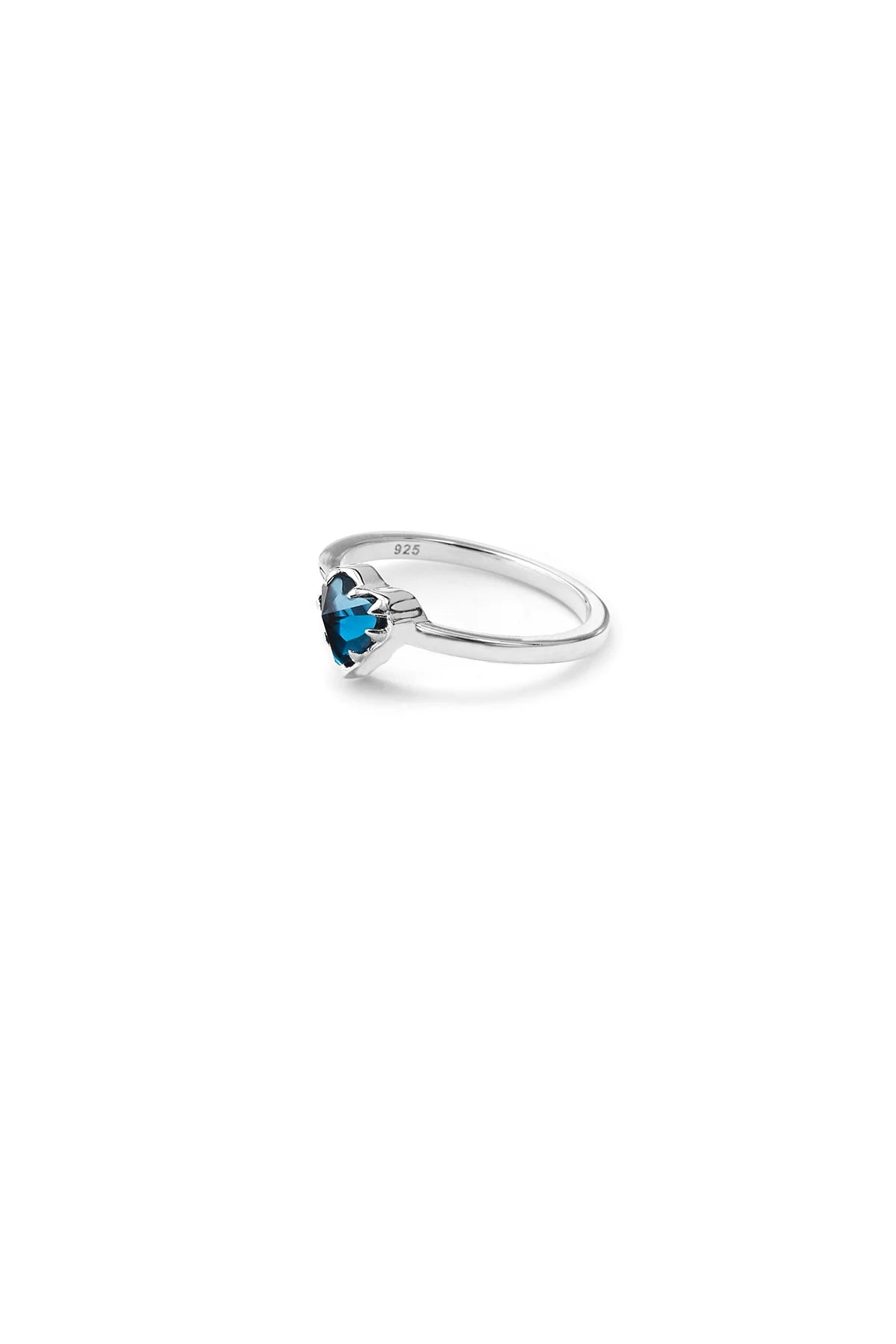 LIQUID HEART RING LONDON TOPAZ