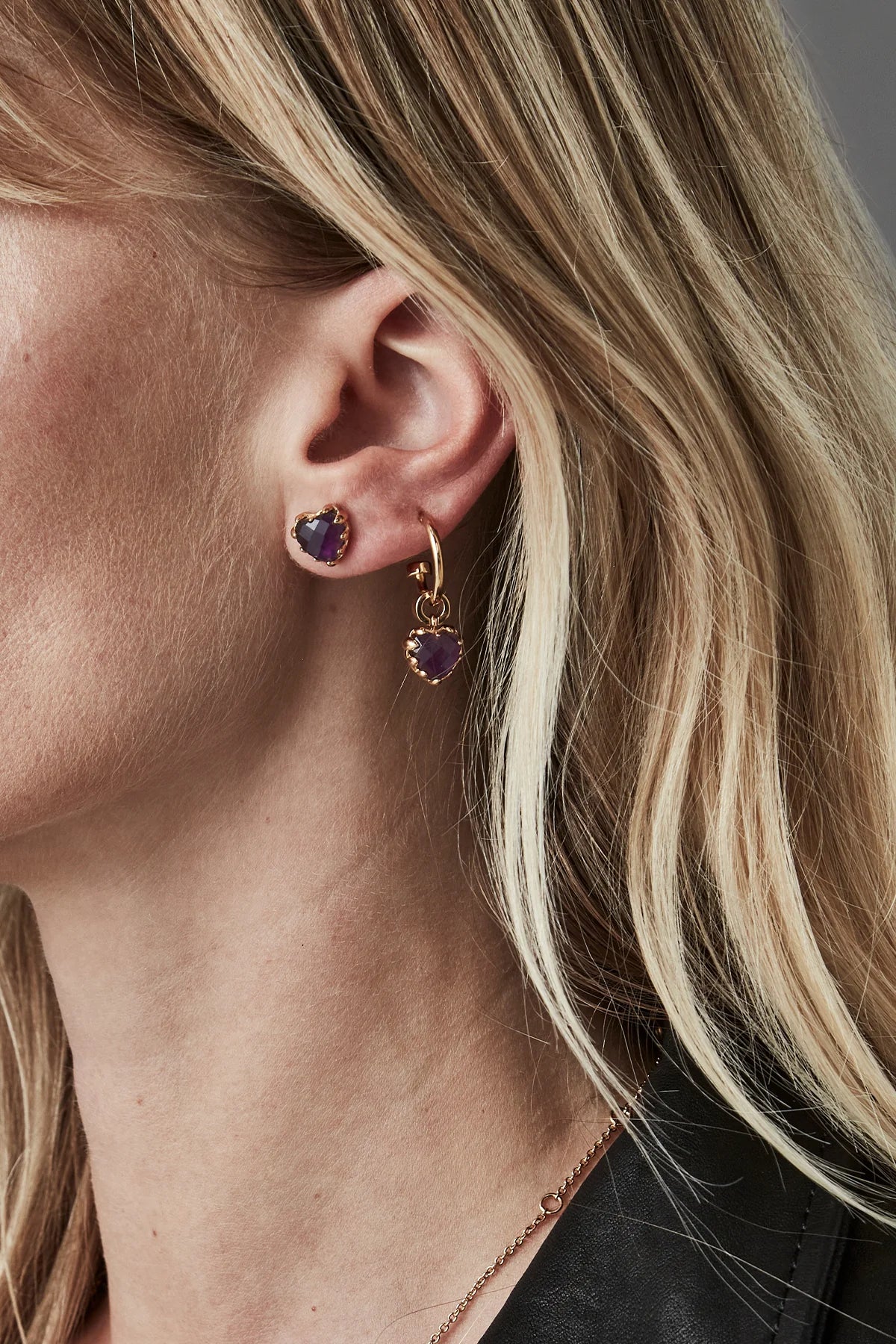 LOVE ANCHOR EARRINGS AMETHYST