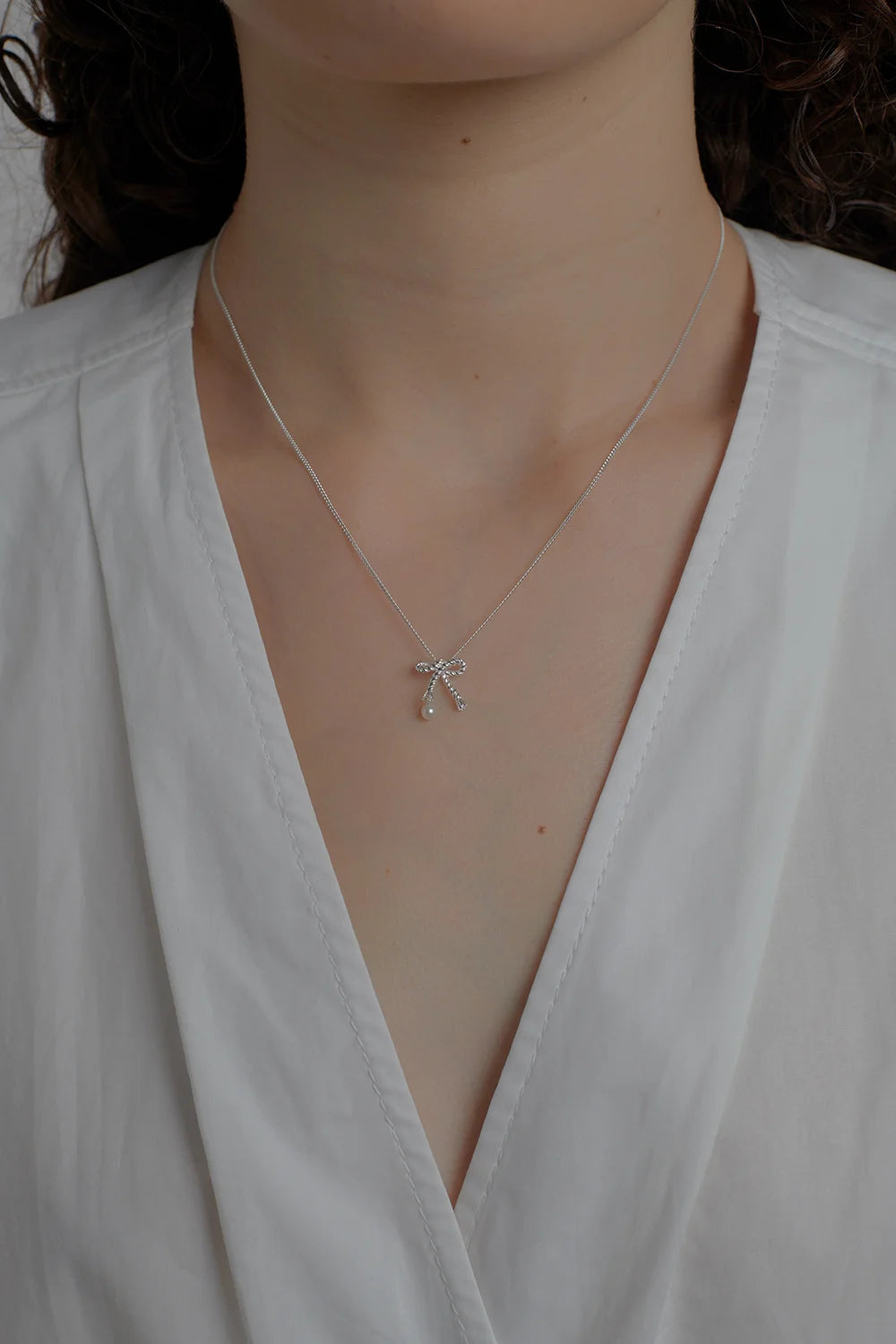 LOVE KNOT NECKLACE