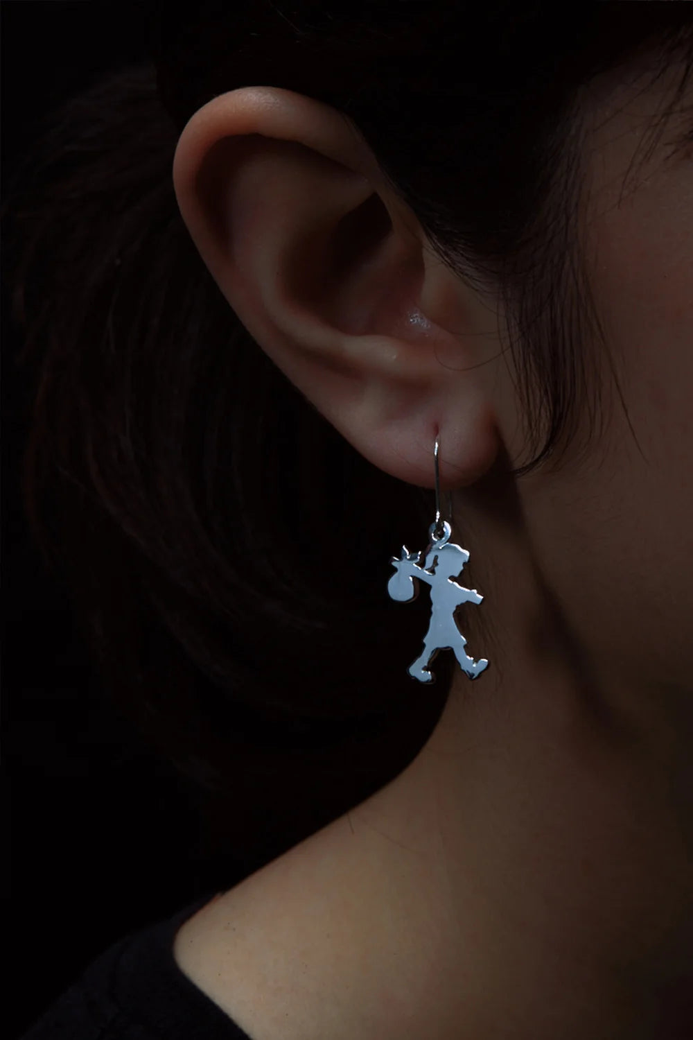 RUNAWAY GIRL EARRINGS