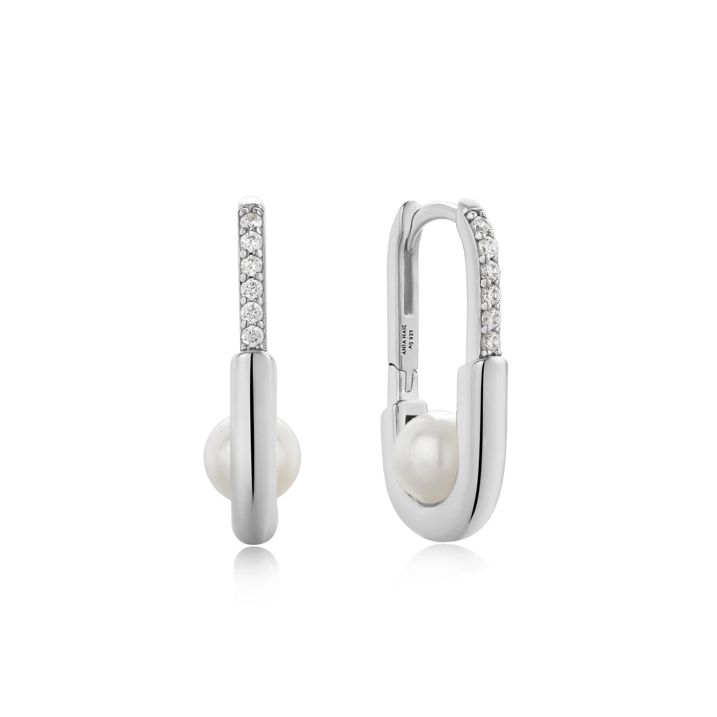 MUSE PEARL INTERLOCK OVAL HOOP EARRINGS