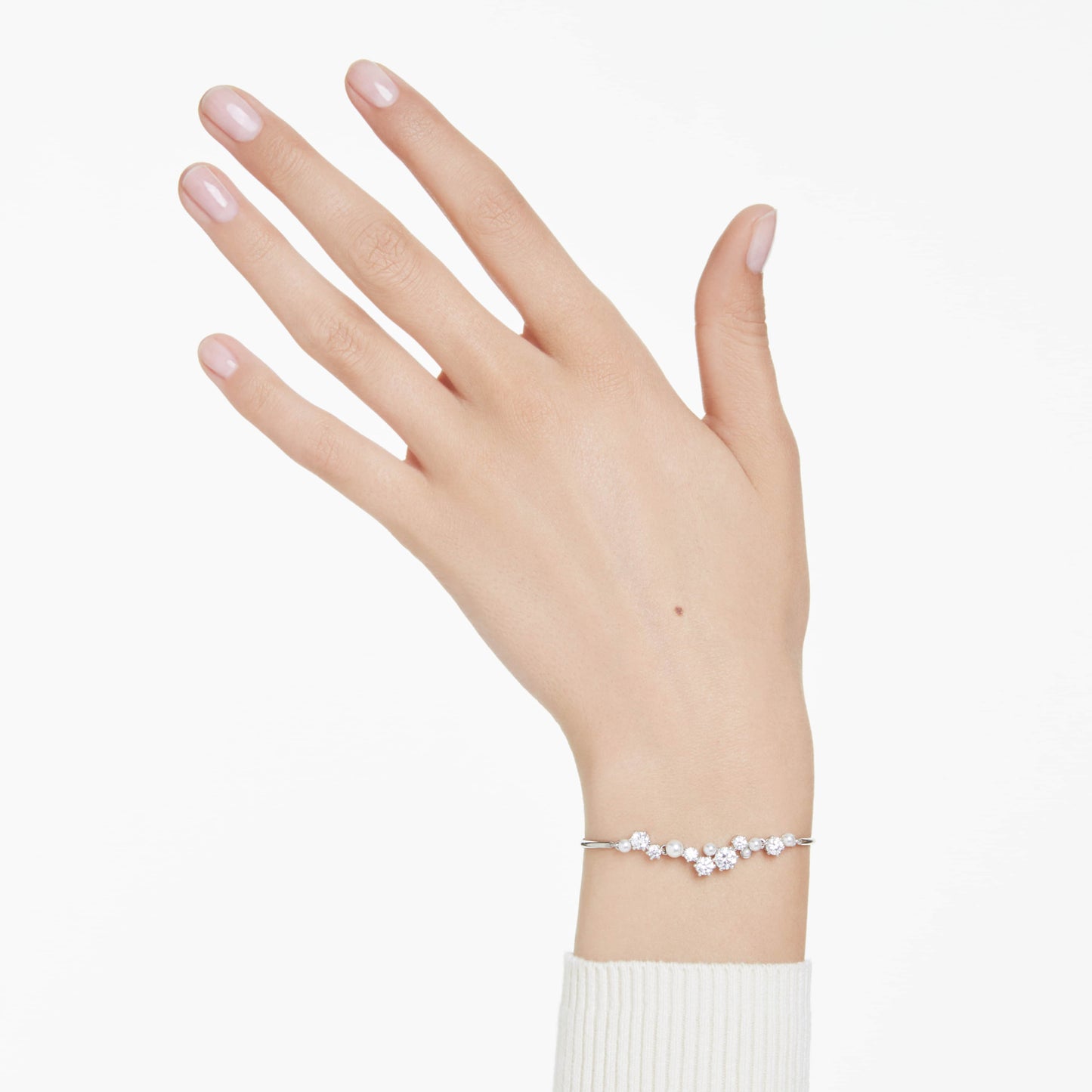 CONSTELLA BANGLE PEARL - WHITE, RHODIUM