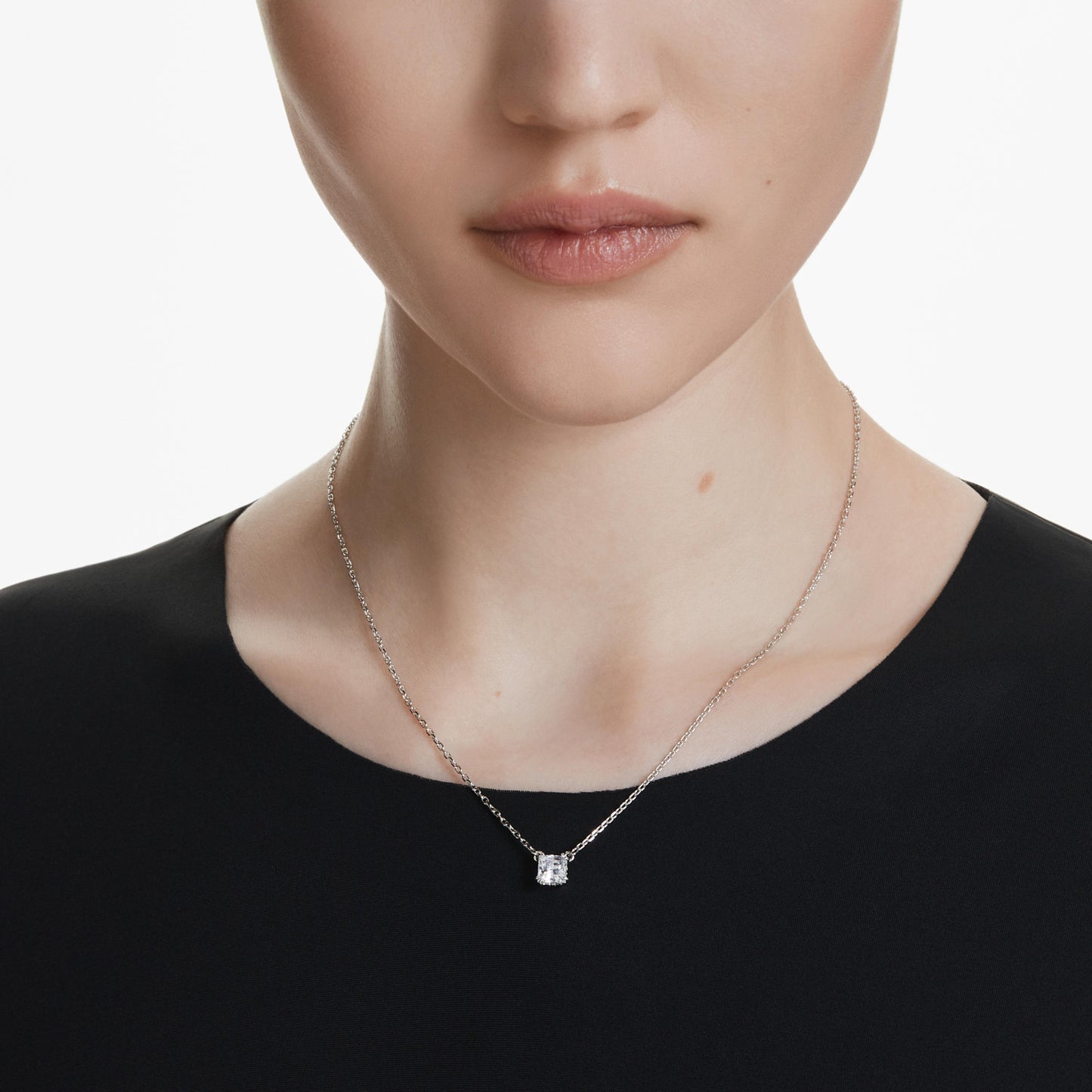 STILLA ATTRACT PENDANT - WHITE, RHODIUM