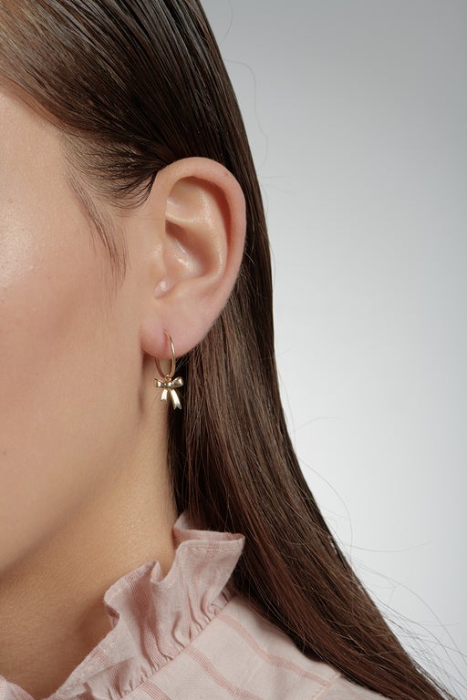 Small sleeper hot sale earrings nz